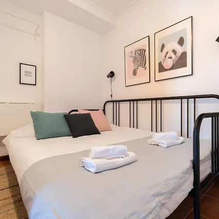 El Balcon Del Berbes Apartment *