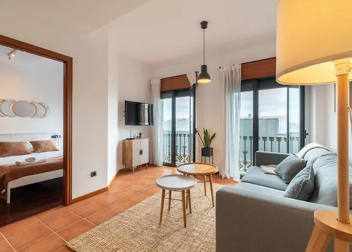 El Balcon Del Berbes Lägenhet